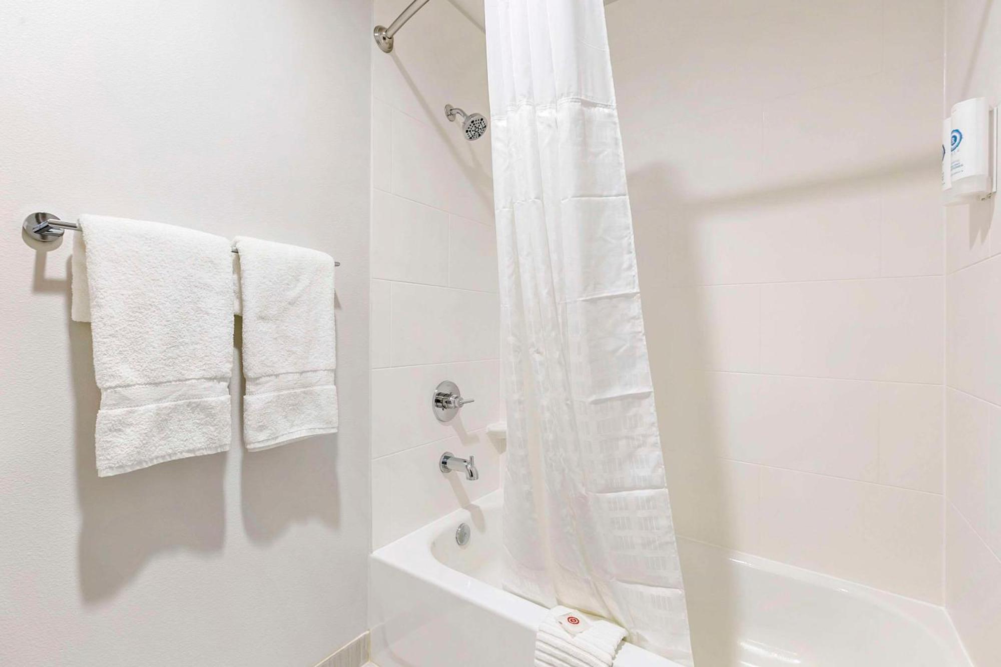 Comfort Inn & Suites ホーマ エクステリア 写真