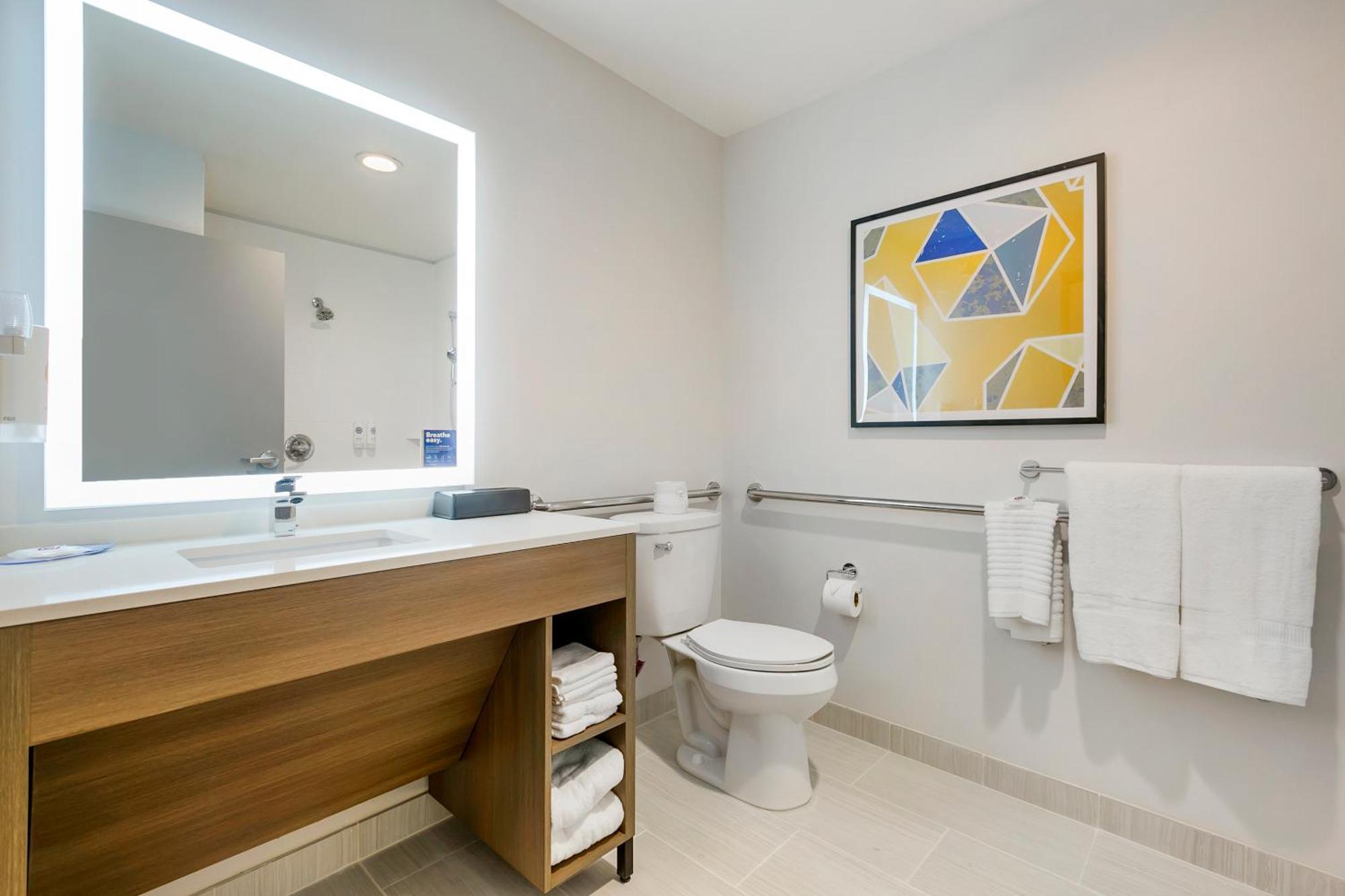 Comfort Inn & Suites ホーマ エクステリア 写真