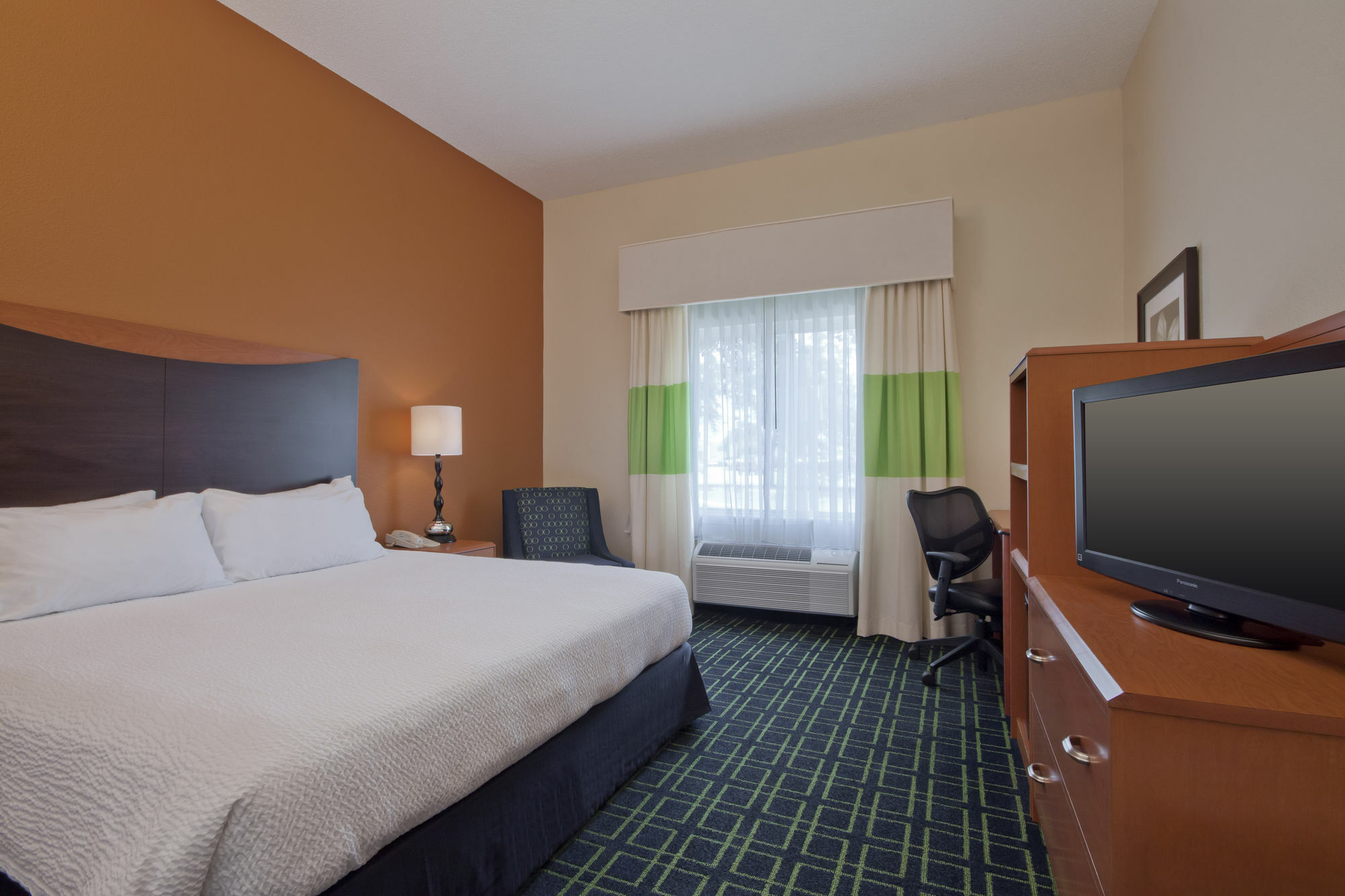 Comfort Inn & Suites ホーマ エクステリア 写真